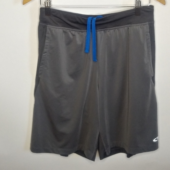 Champion duo dry with pockets shorts Sz Med - Picture 2 of 6